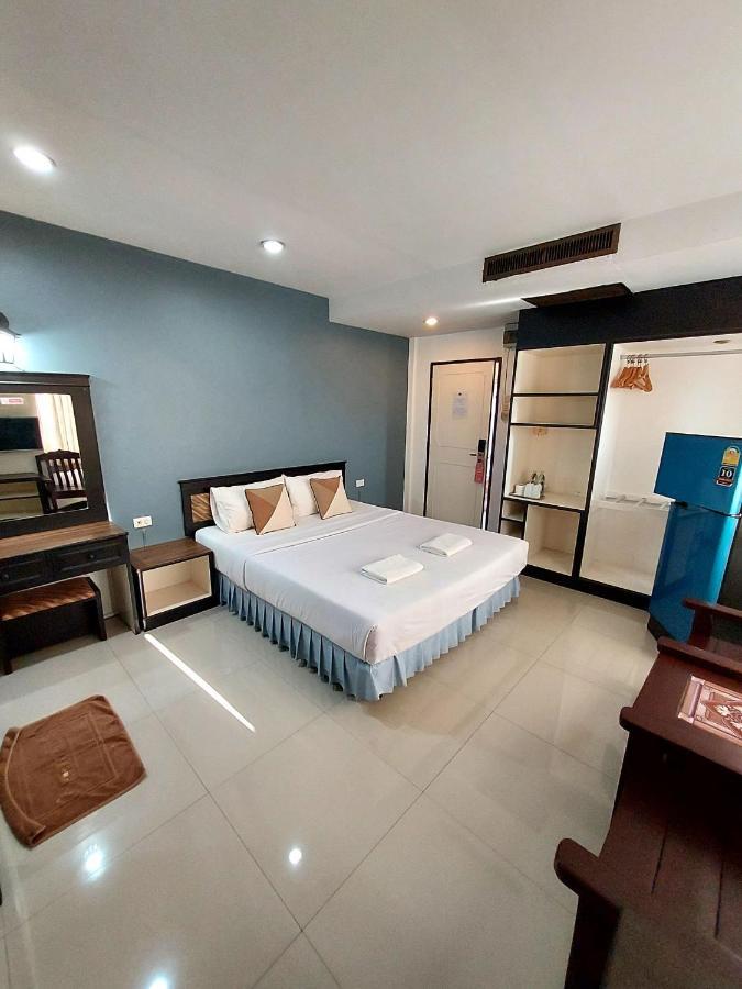 Traveller Inn Hotel Чиангмай Екстериор снимка