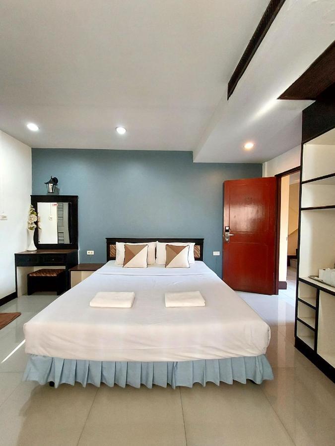 Traveller Inn Hotel Чиангмай Екстериор снимка