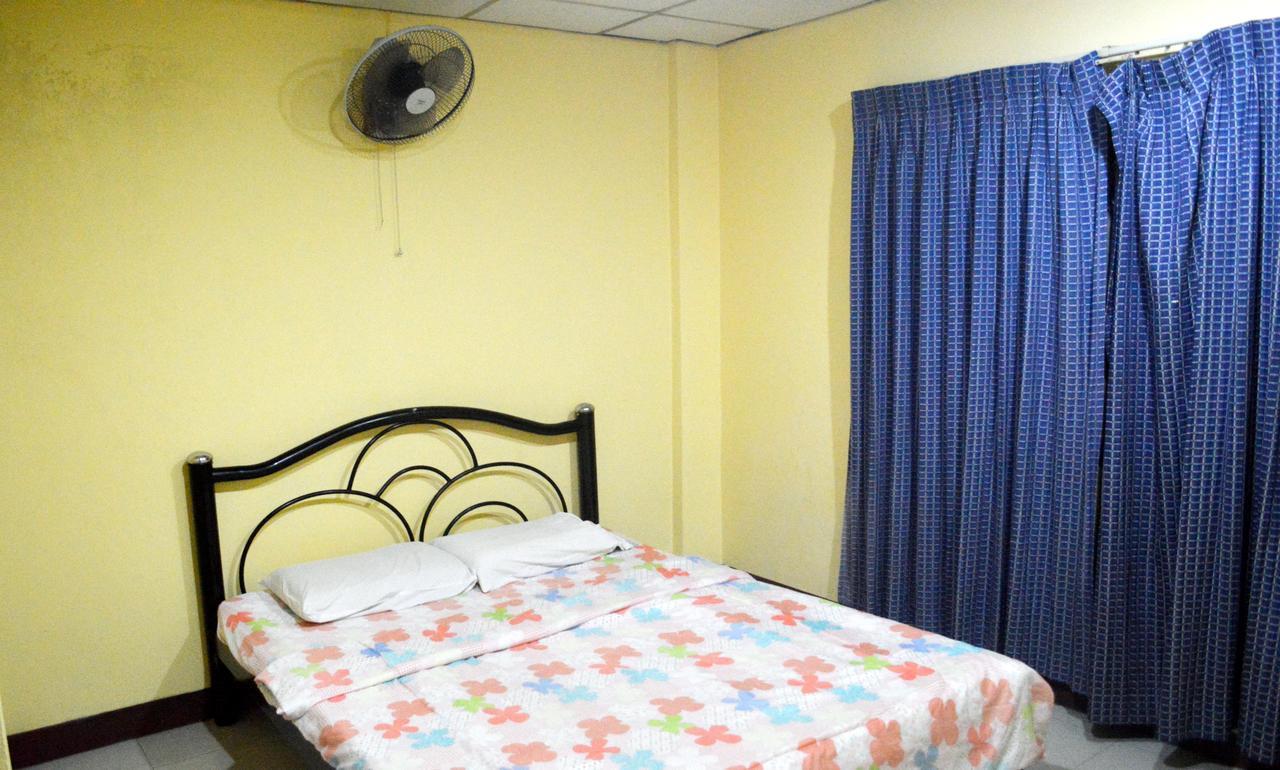 Traveller Inn Hotel Чиангмай Екстериор снимка