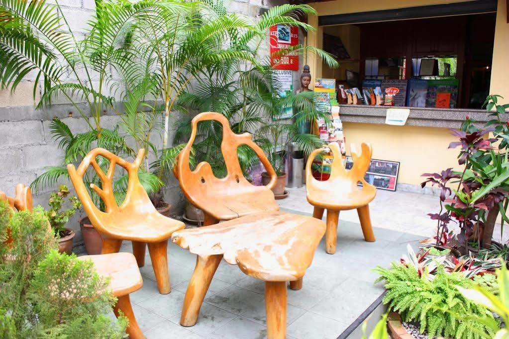 Traveller Inn Hotel Чиангмай Екстериор снимка